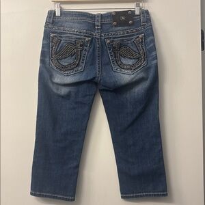 Miss Me signature capris size 28